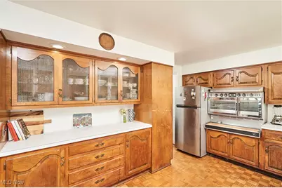 2120 Ridgewood Road, Akron, OH 44313 - Photo 15