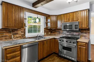 6137 Acatello Pl, Poland, OH 44514 - Photo 13