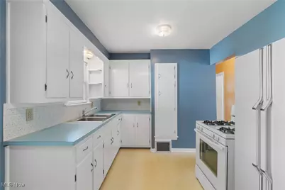 629 Donald Avenue, Akron, OH 44306 - Photo 9