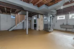 1526 E 298th St, Wickliffe, OH 44092 - Photo 17