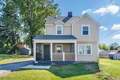 447 Mistletoe Avenue, Youngstown, OH 44511 - Photo 1