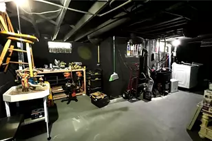 447 Mistletoe Ave, Youngstown, OH 44511 - Photo 39