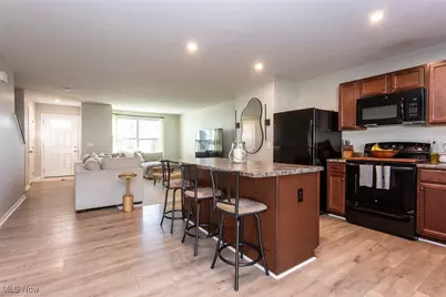 7762 Chesterfield Drive, Chippewa Lake, OH 44215 - Photo 11