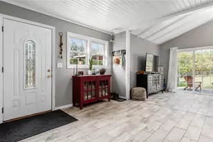 59765 Kennonsburg Rd, Salesville, OH 43778 - Photo 9