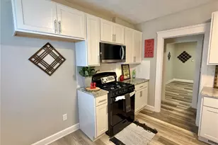 11002 Parkhurst Dr, Loveland, OH 44111 - Photo 13