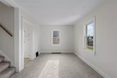 93 Cleveland Avenue, Doylestown, OH 44230 - Photo 5