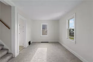 93 Cleveland Ave, Doylestown, OH 44230 - Photo 5