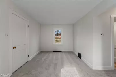 93 Cleveland Avenue, Doylestown, OH 44230 - Photo 7