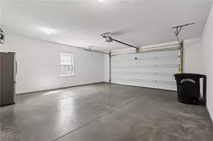 215 Silver Spg Cir, Elyria, OH 44035 - Photo 21