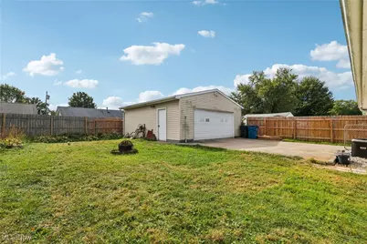 4154 Belle Avenue, Sheffield Lake, OH 44054 - Photo 33