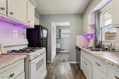 4154 Belle Avenue, Sheffield Lake, OH 44054 - Photo 15