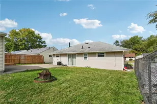 4154 Belle Ave, Sheffield Lake, OH 44054 - Photo 31