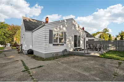 1699 Redwood Avenue, Akron, OH 44301 - Photo 39