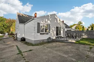 1699 Redwood Ave, Akron, OH 44301 - Photo 39