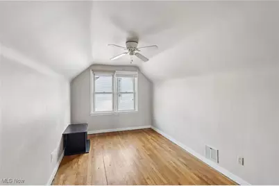 1699 Redwood Avenue, Akron, OH 44301 - Photo 27