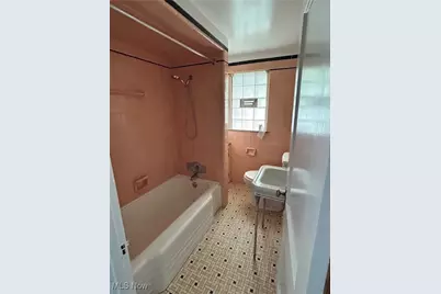 517 Oak Knoll Avenue SE, Warren, OH 44483 - Photo 21