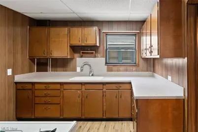 1726 Shaw Avenue, Akron, OH 44305 - Photo 5