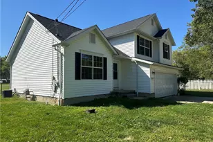 9137 Maple Grove Rd, Windham, OH 44288 - Photo 3