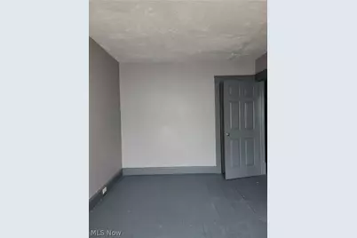 1818 Knowles Avenue, East Cleveland, OH 44112 - Photo 11