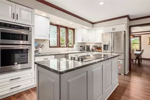 1736 Forest Hills Cir, Zanesville, OH 43701 - Photo 7