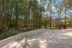 1736 Forest Hills Cir, Zanesville, OH 43701 - Photo 33