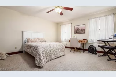 1736 Forest Hills Circle, Zanesville, OH 43701 - Photo 25