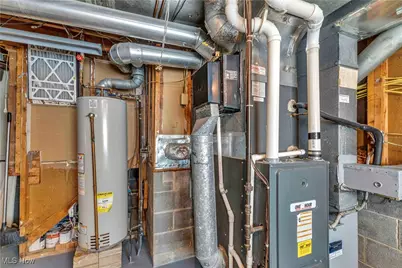 4283 Holl Avenue, Sheffield Lake, OH 44054 - Photo 31