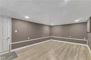 4283 Holl Ave, Sheffield Lake, OH 44054 - Photo 15