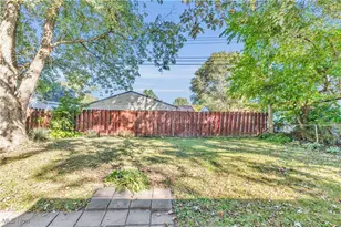 4283 Holl Ave, Sheffield Lake, OH 44054 - Photo 33