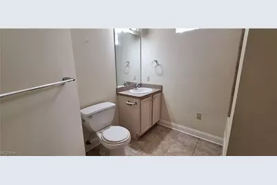 26736 Rue Saint Anne Court, Warrensville Heights, OH 44128 - Photo 17