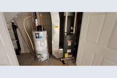 26736 Rue Saint Anne Court, Warrensville Heights, OH 44128 - Photo 21