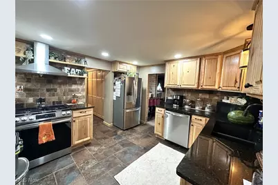 217 Rightmire Way, Weirton, WV 26062 - Photo 5