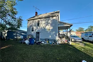 112 W 25th St, Lorain, OH 44052 - Photo 5