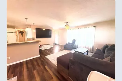 2073 S Park Lane, Roaming Shores, OH 44084 - Photo 7