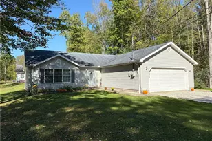 2073 S Park Ln, Roaming Shores, OH 44084 - Photo 3