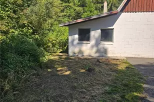 6171 Barrett Rd, Geneva, OH 44041 - Photo 3