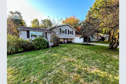 4350 Sunnyview Drive, Uniontown, OH 44685 - Photo 1