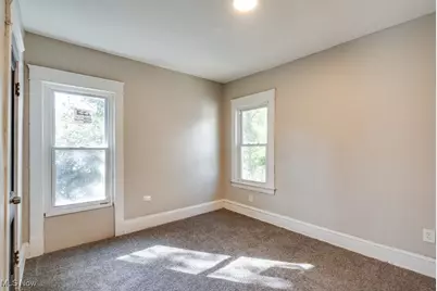 12006 Castlewood Avenue, Loveland, OH 44108 - Photo 15