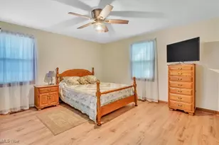 233 Marion Ave, Akron, OH 44312 - Photo 15