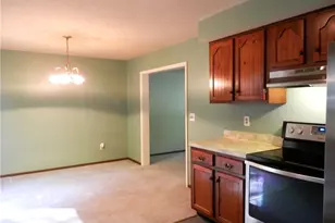 37818 Lakeshore Blvd, Eastlake, OH 44095 - Photo 7