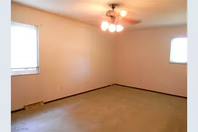 37818 Lake Shore Boulevard, Eastlake, OH 44095 - Photo 19