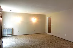 37818 Lakeshore Blvd, Eastlake, OH 44095 - Photo 11