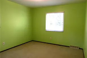 37818 Lakeshore Blvd, Eastlake, OH 44095 - Photo 15