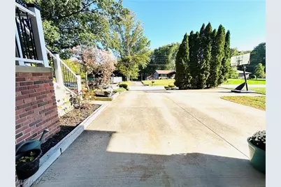 111 Magua Drive, Akron, OH 44319 - Photo 35
