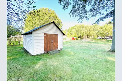 111 Magua Drive, Akron, OH 44319 - Photo 7