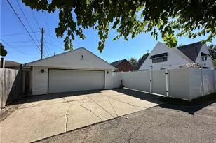 7108 Brookside Dr, Loveland, OH 44144 - Photo 7