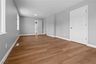 1043 Krumroy Rd, Akron, OH 44306 - Photo 15