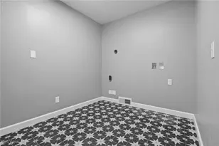 1043 Krumroy Rd, Akron, OH 44306 - Photo 19