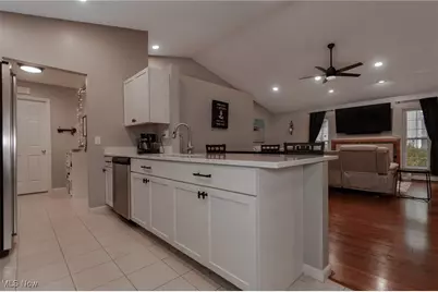 321 Parkway Boulevard, Madison, OH 44057 - Photo 5