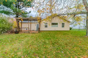 321 Parkway Blvd, Madison, OH 44057 - Photo 29